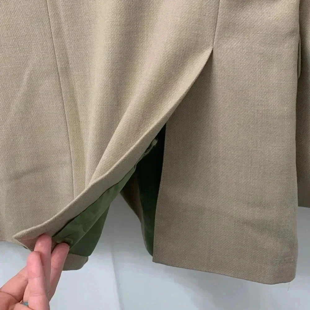 Alan Flusser Mens Tan Two Button Blazer Sport Coat Jacket 44R Gold Crest Buttons